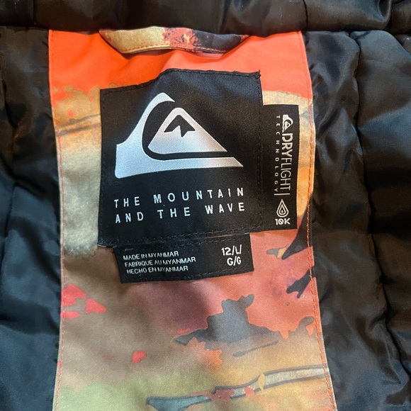 Quiksilver Multicolor Jacket with Black and Orange Accents